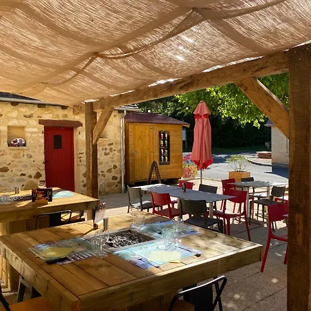 Campeggio Locations Au Les Pialades