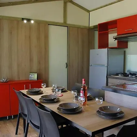 Campsite Les Pialades *