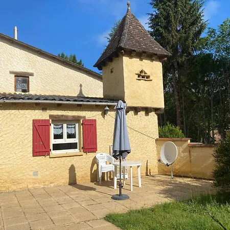 Locations Au Les Pialades * Nabirat